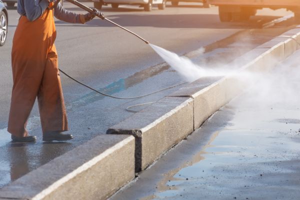 Cost of Commercial Concrete Cleaning in Gainesville
