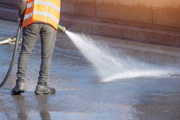 Asphalt Pressure Washing in Gainesville